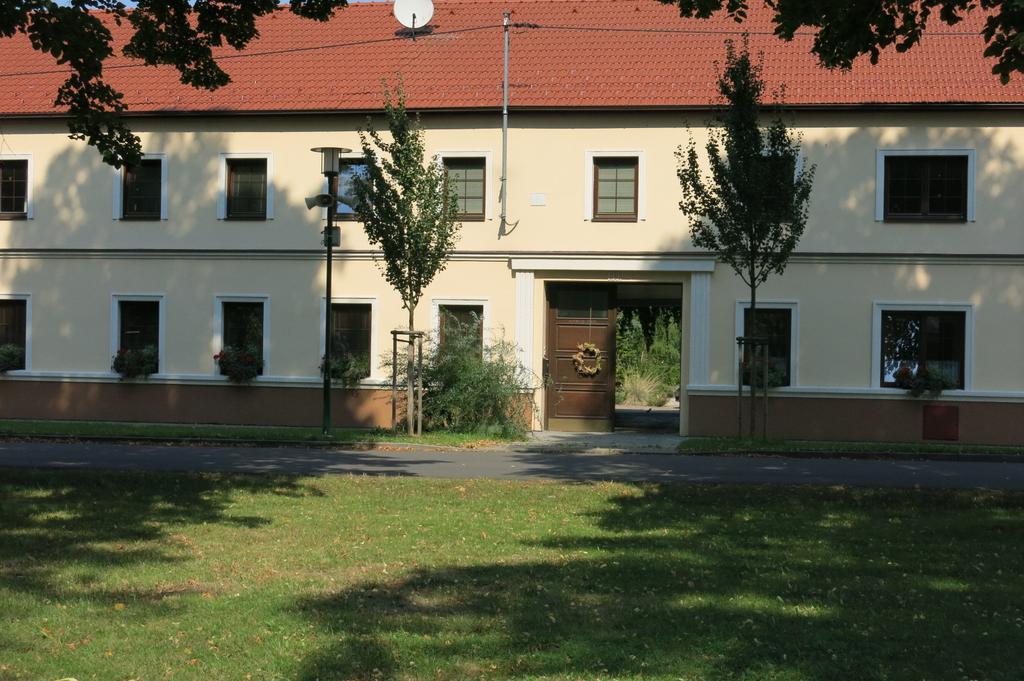 Ferienwohnung La Ferme de Sissi Smrzice Exterior foto