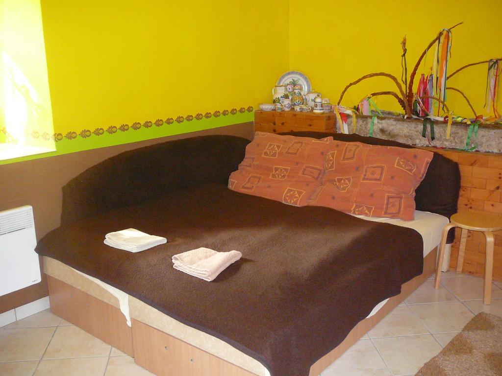 Ferienwohnung La Ferme de Sissi Smrzice Zimmer foto